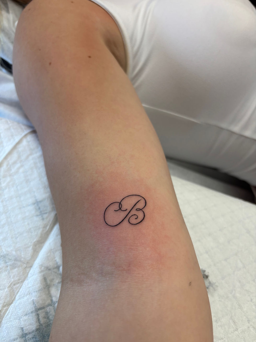initial-lettering-tattoo-fine-line-Angel-near-USF