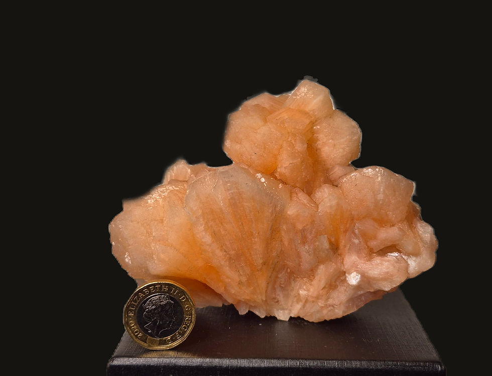 Thumbnail: Peach Stilbite cluster (India)
