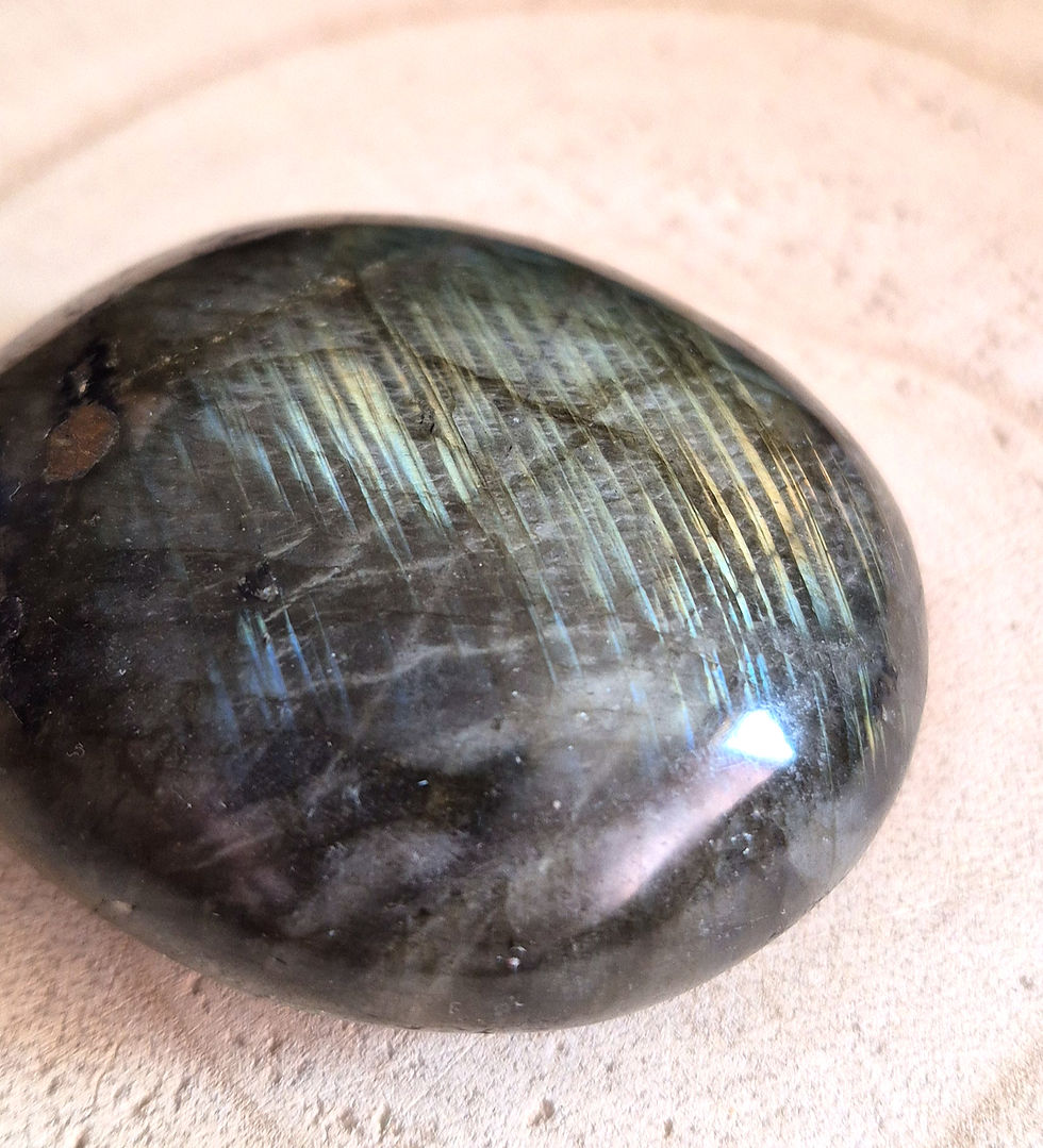 Thumbnail: labradorite palm