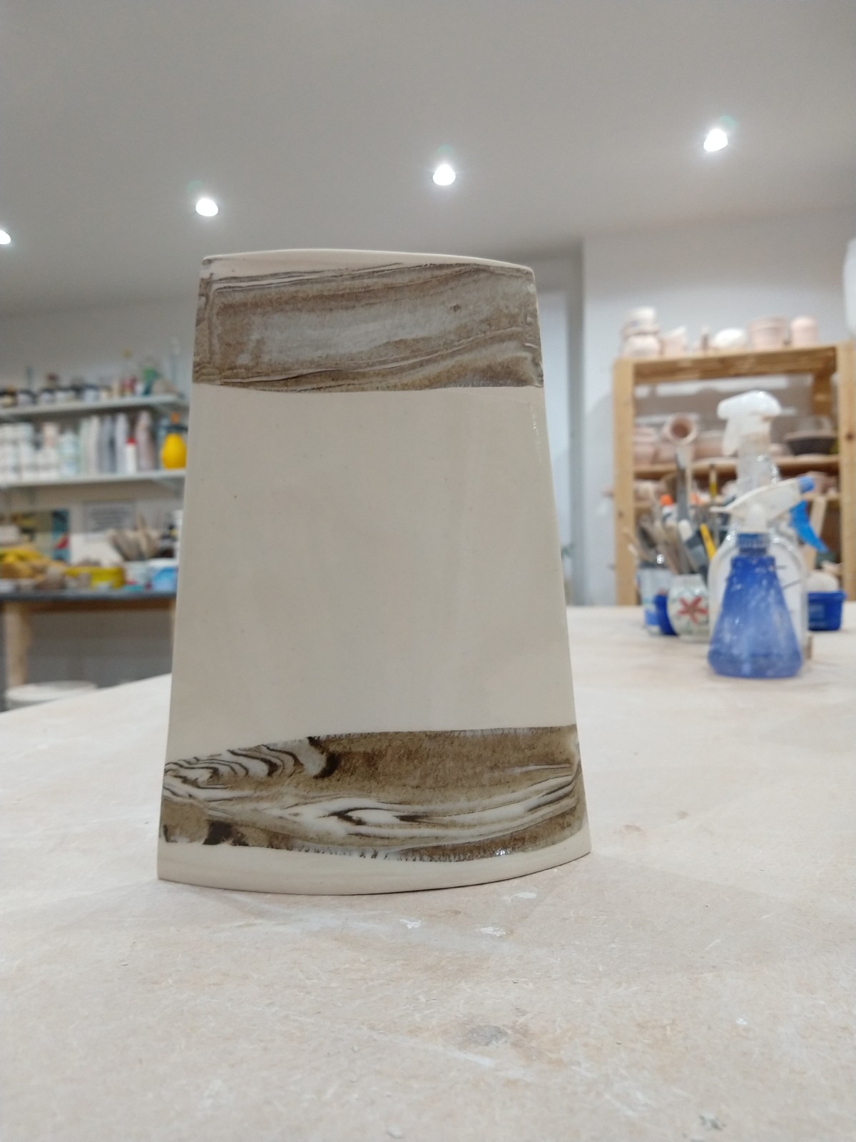 Inlaid clay with slab body 01