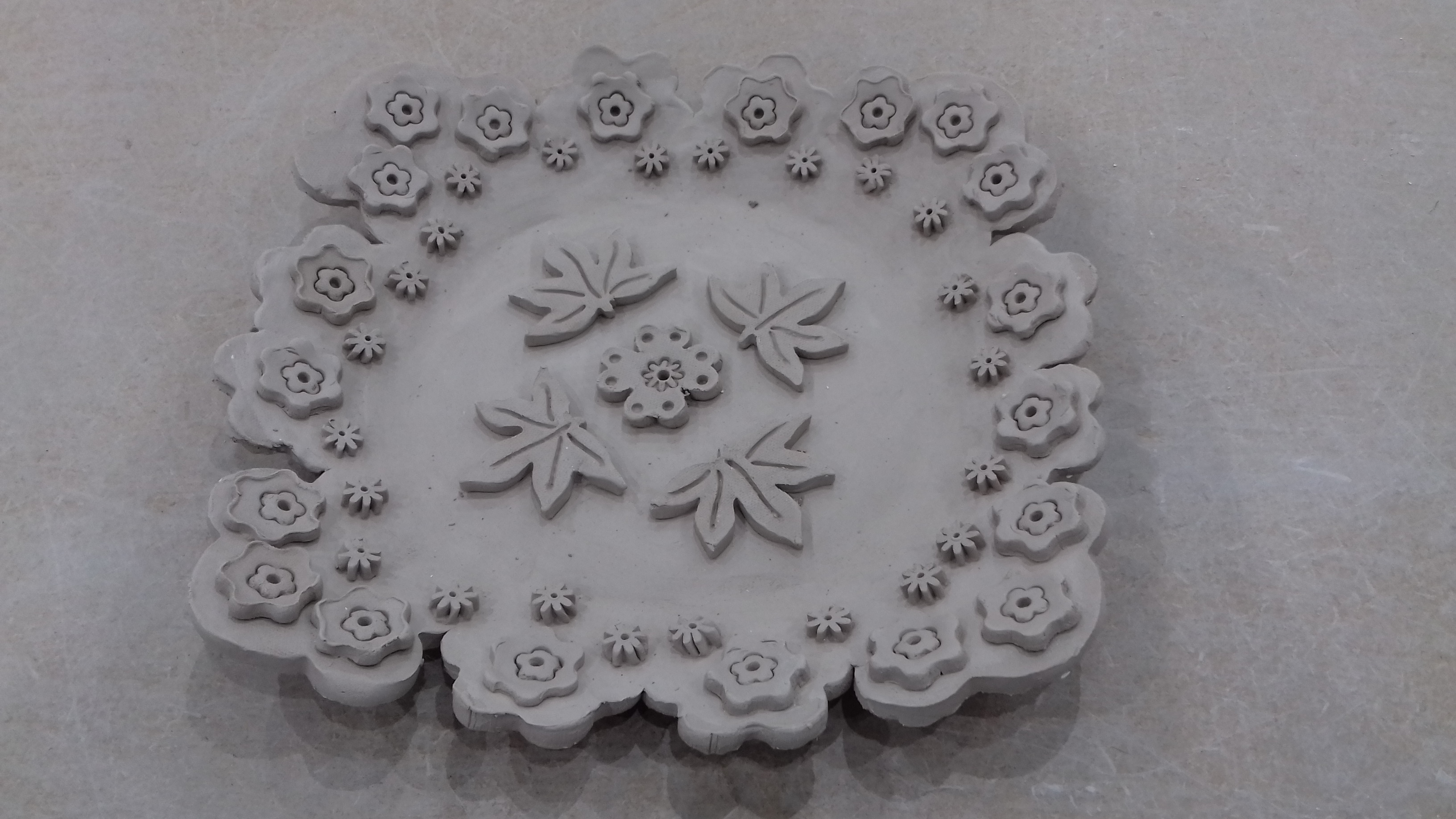 Dry clay dish