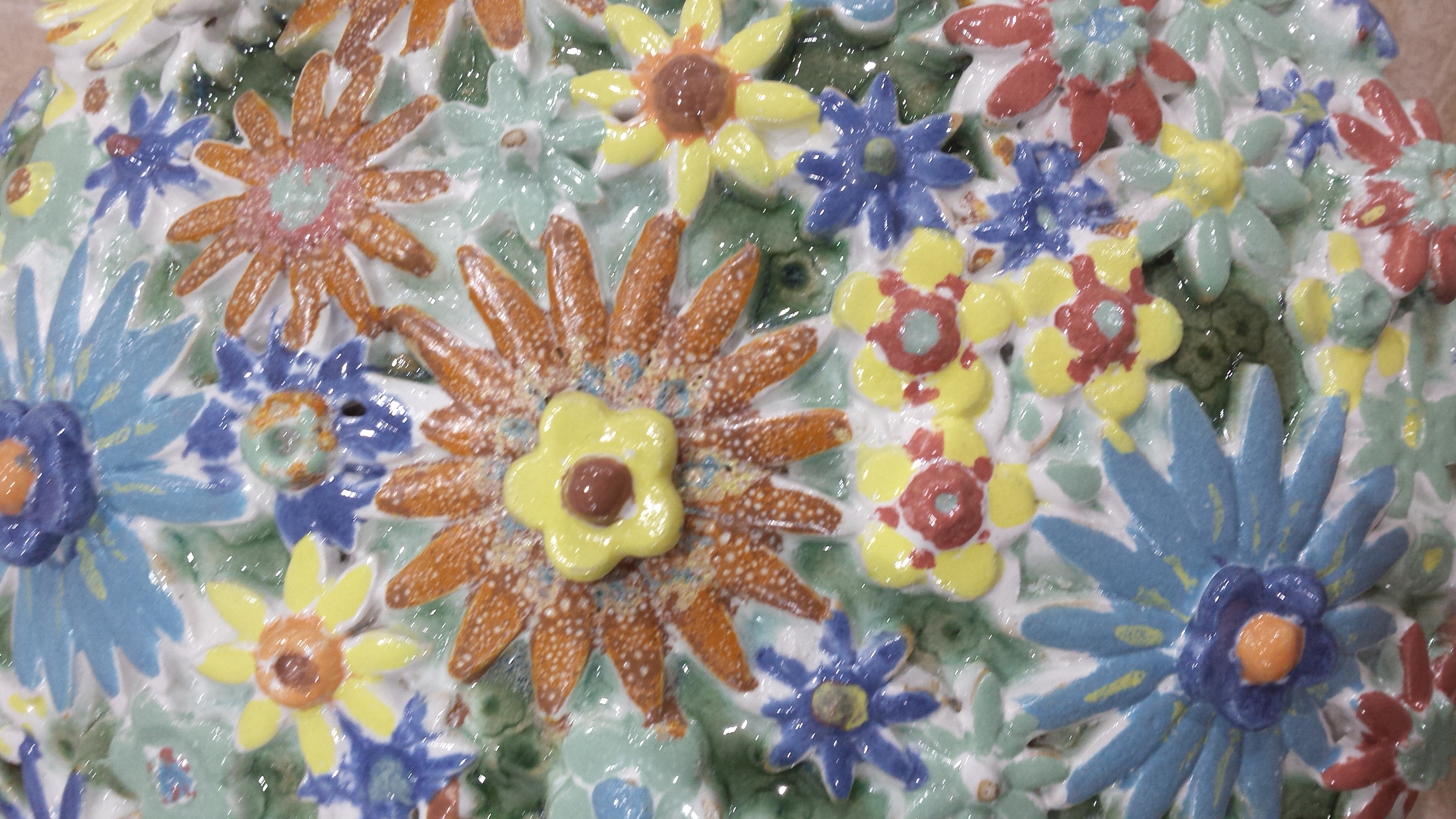Flower relief