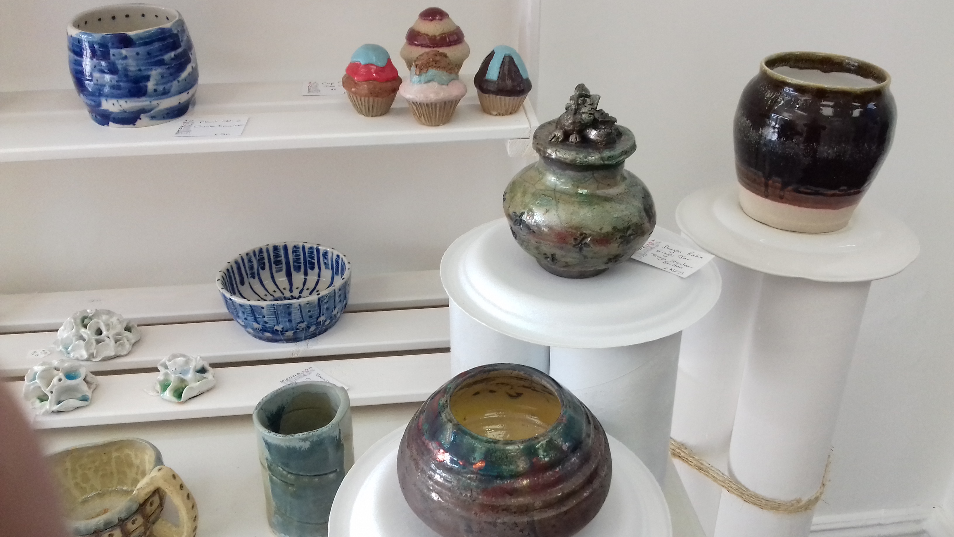 Gallery view 01