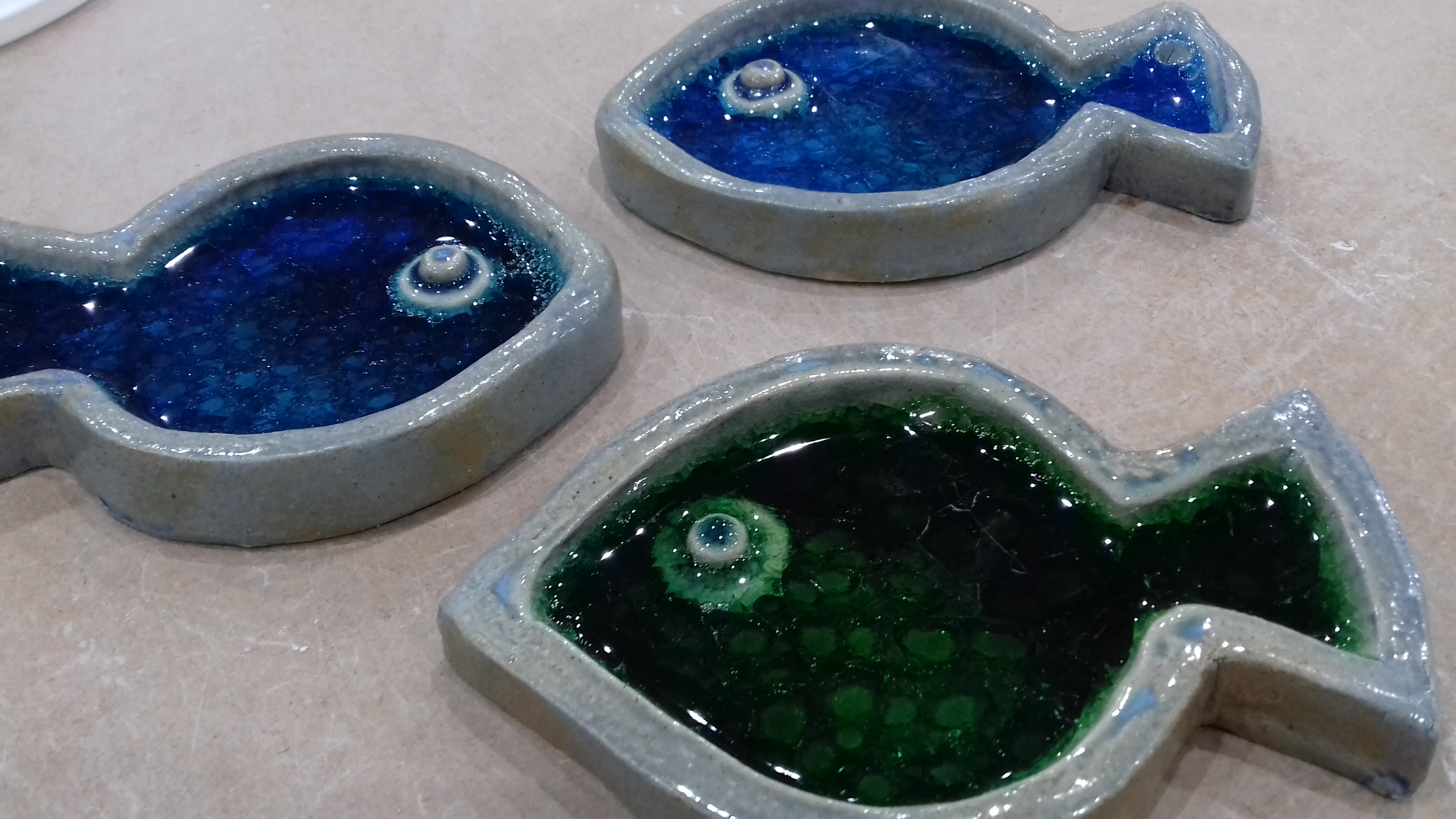 Melted glass in fish