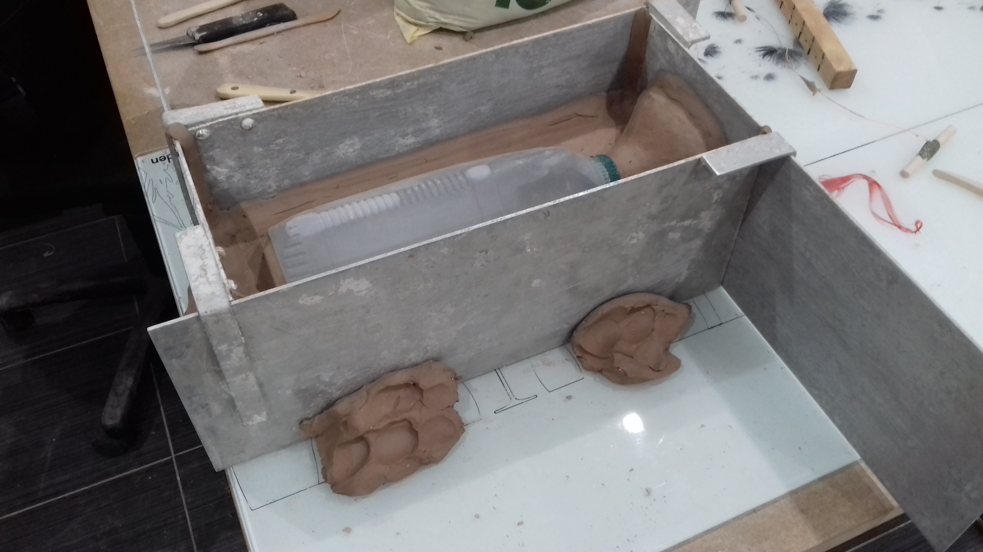 Bottle mould 05