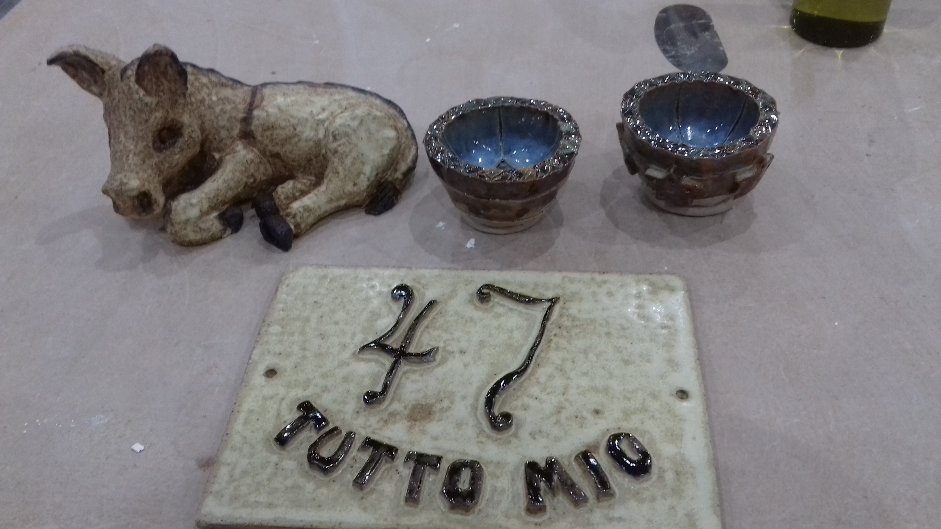 Donkey, House number and bowls