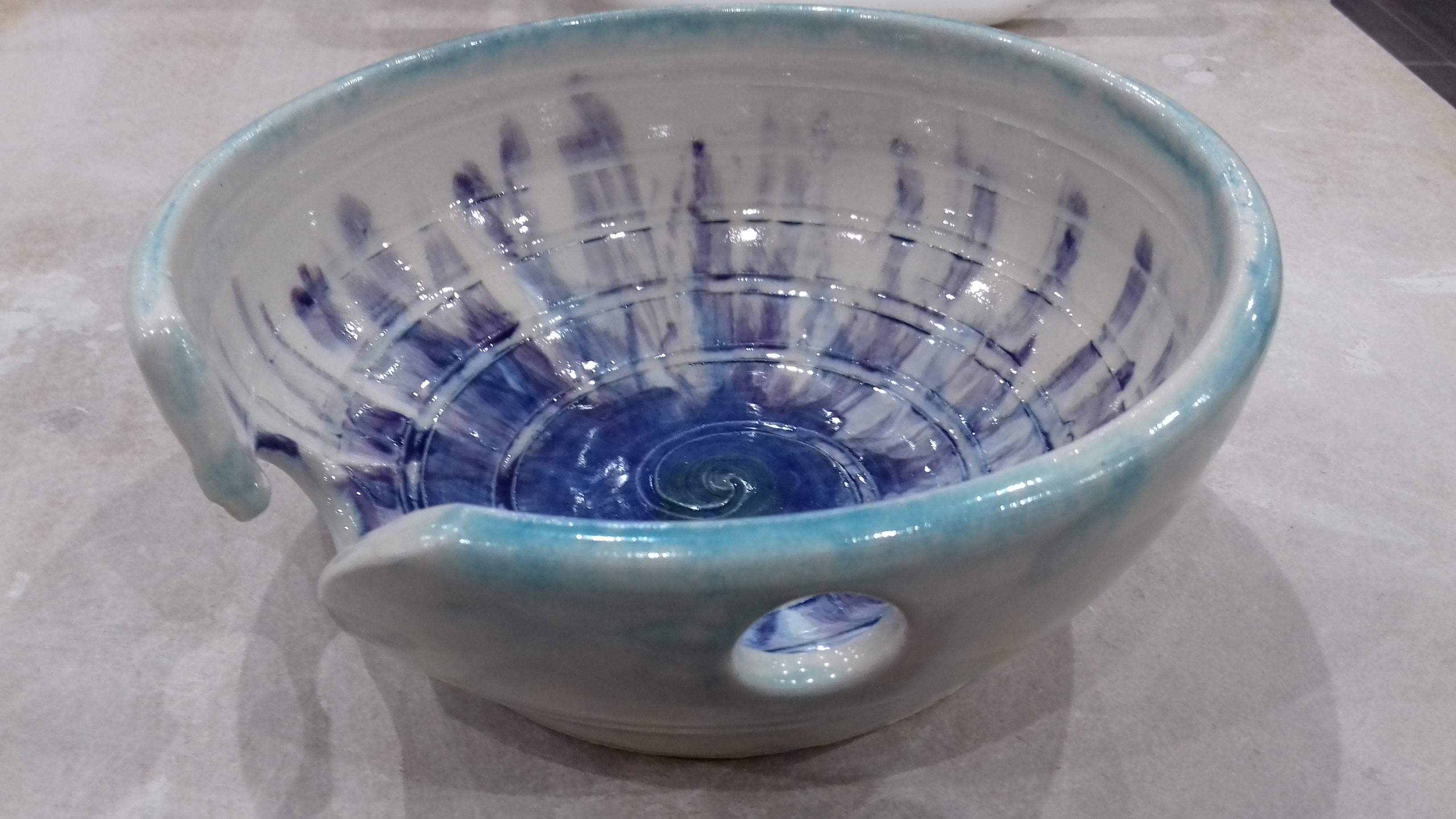 Yarn bowl in blue