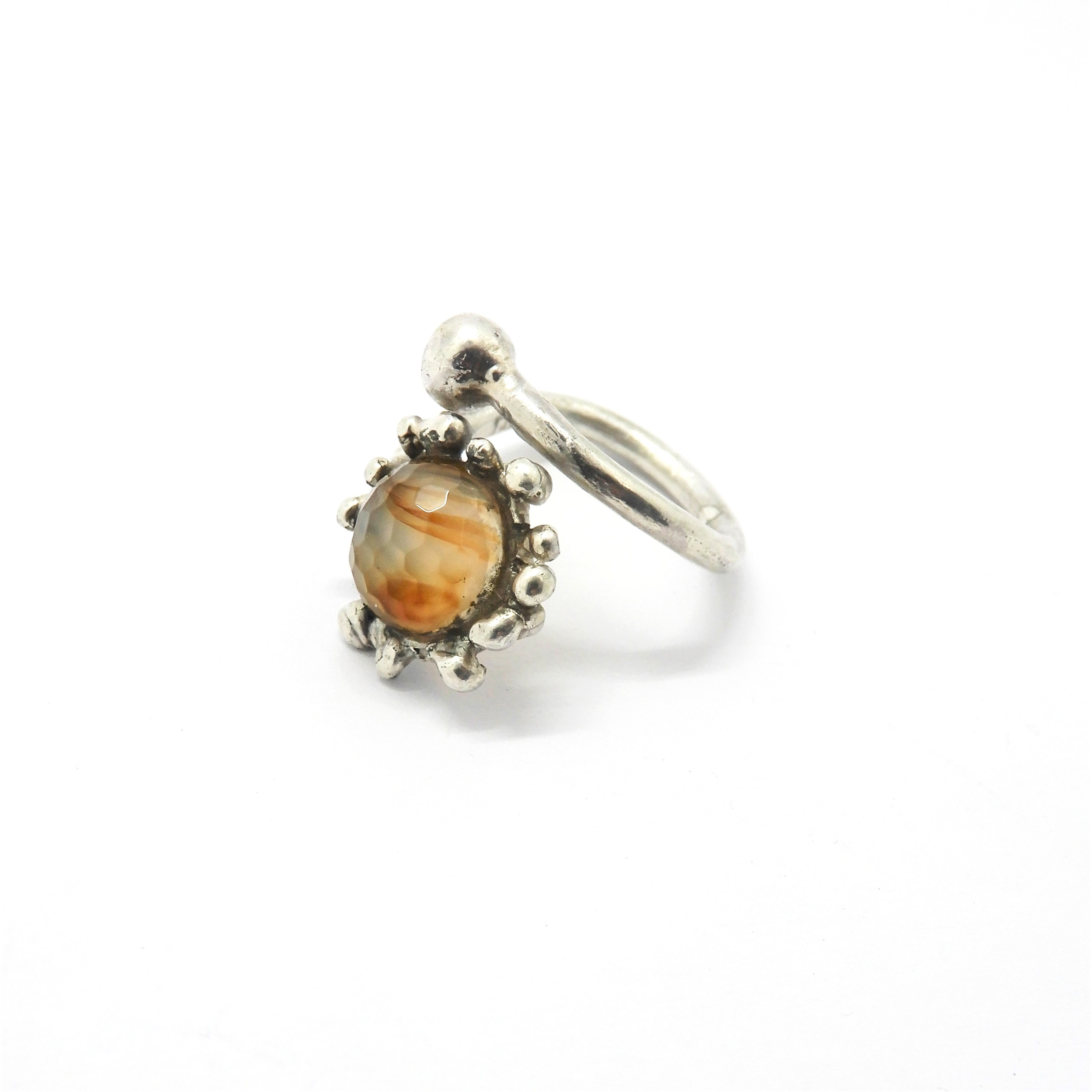 FLYING STONES - silver ring, agate.