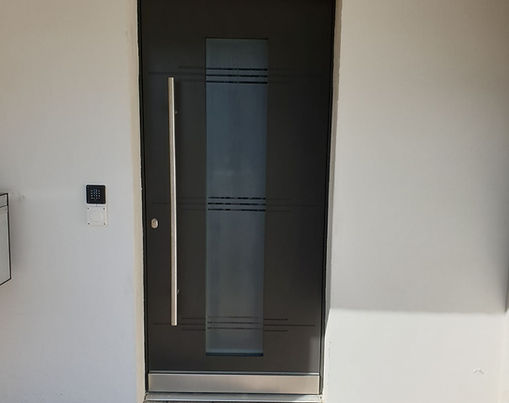 Sanierung / Ersatz Hauseingangstüre EFH Wallisellen