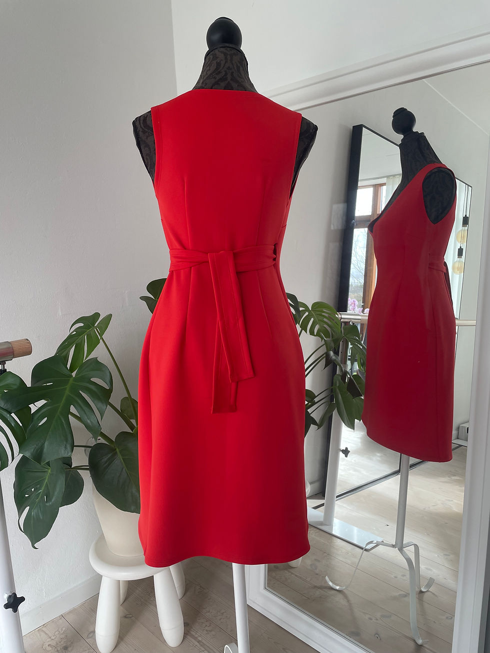 Thumbnail: Dance dress red