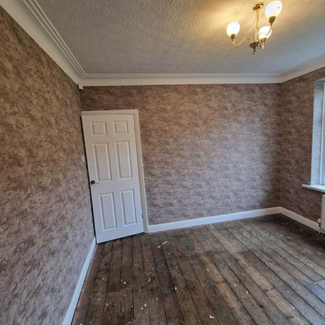 Want to take your home decor to the next level?
We specialise in interior and exterior painting and decorating.
We also now offer full kitchen and furniture spray painting services including granite worktop spray painting.