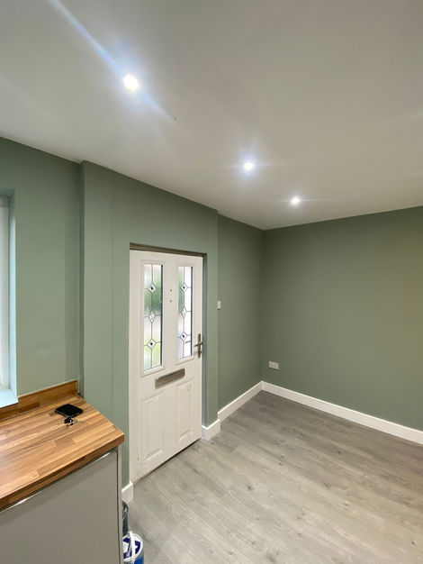 Freshly Decorated Entrance by us @jdcltd.info
This stunning transformation features elegant sage green walls complemented by crisp white trim and sleek grey flooring. Our expert decorators ensured precise edges, smooth finishes, and a flawless result. Whether you’re refreshing your home or preparing for a new look, we’re here to help!
-
Thanks to Our Client.
It was great project to be part of by leaving our signature on it.
Please support us on our socials @jdcltd.info