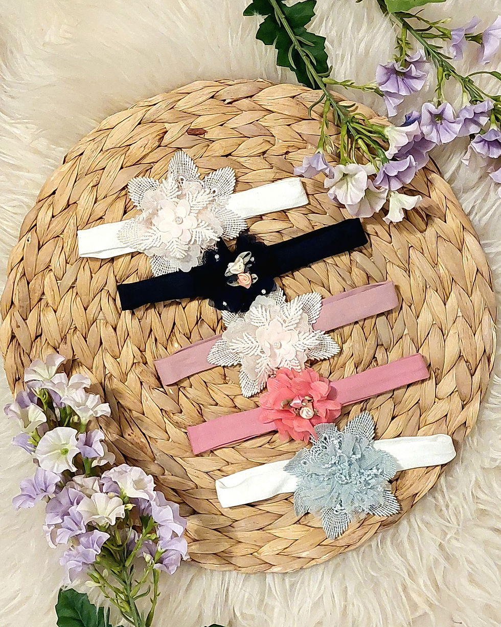 Ruffle lace headpiece for babies and toddlers