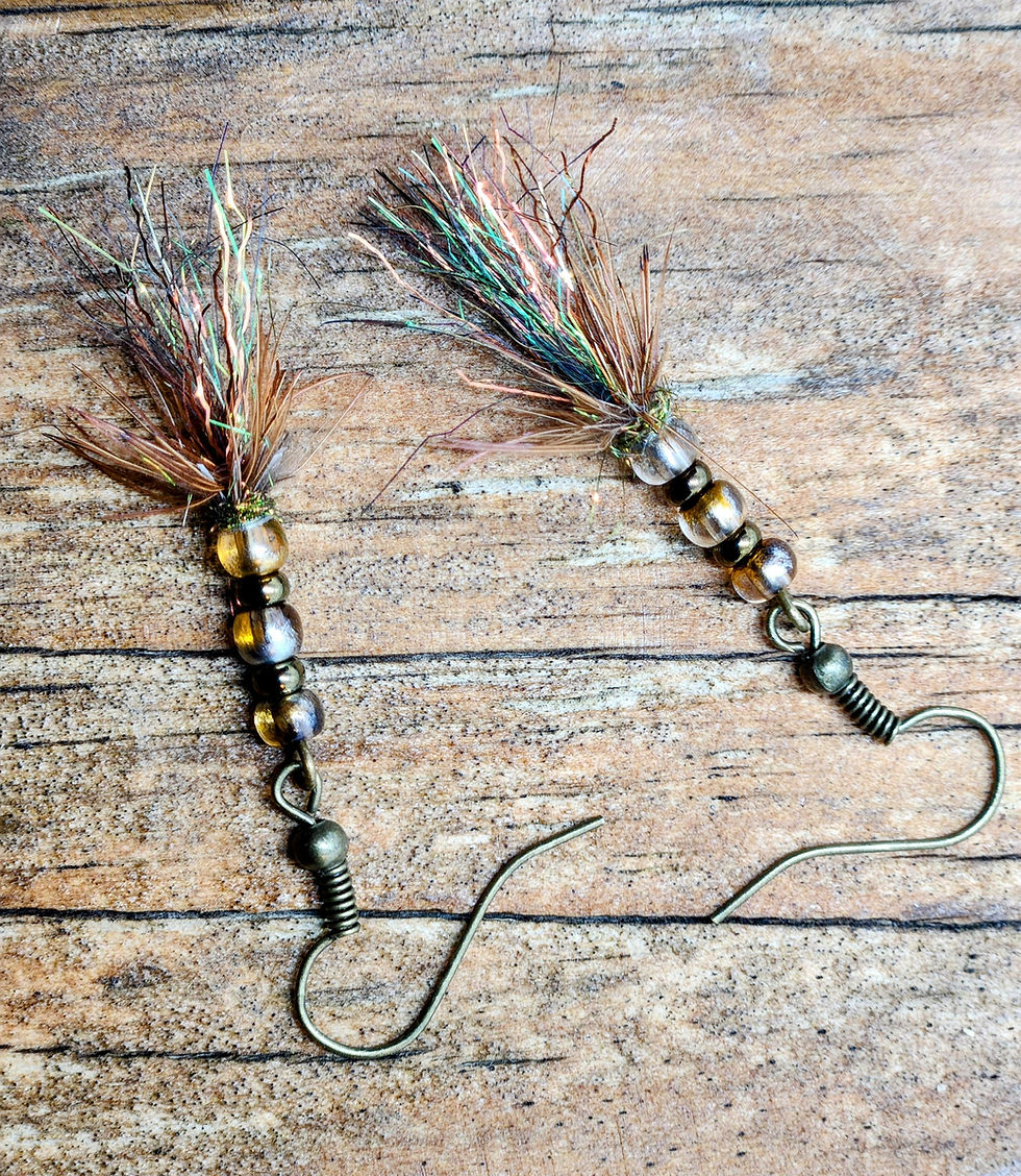 Thumbnail: Tailfeather Earrings - Bronze Beauty