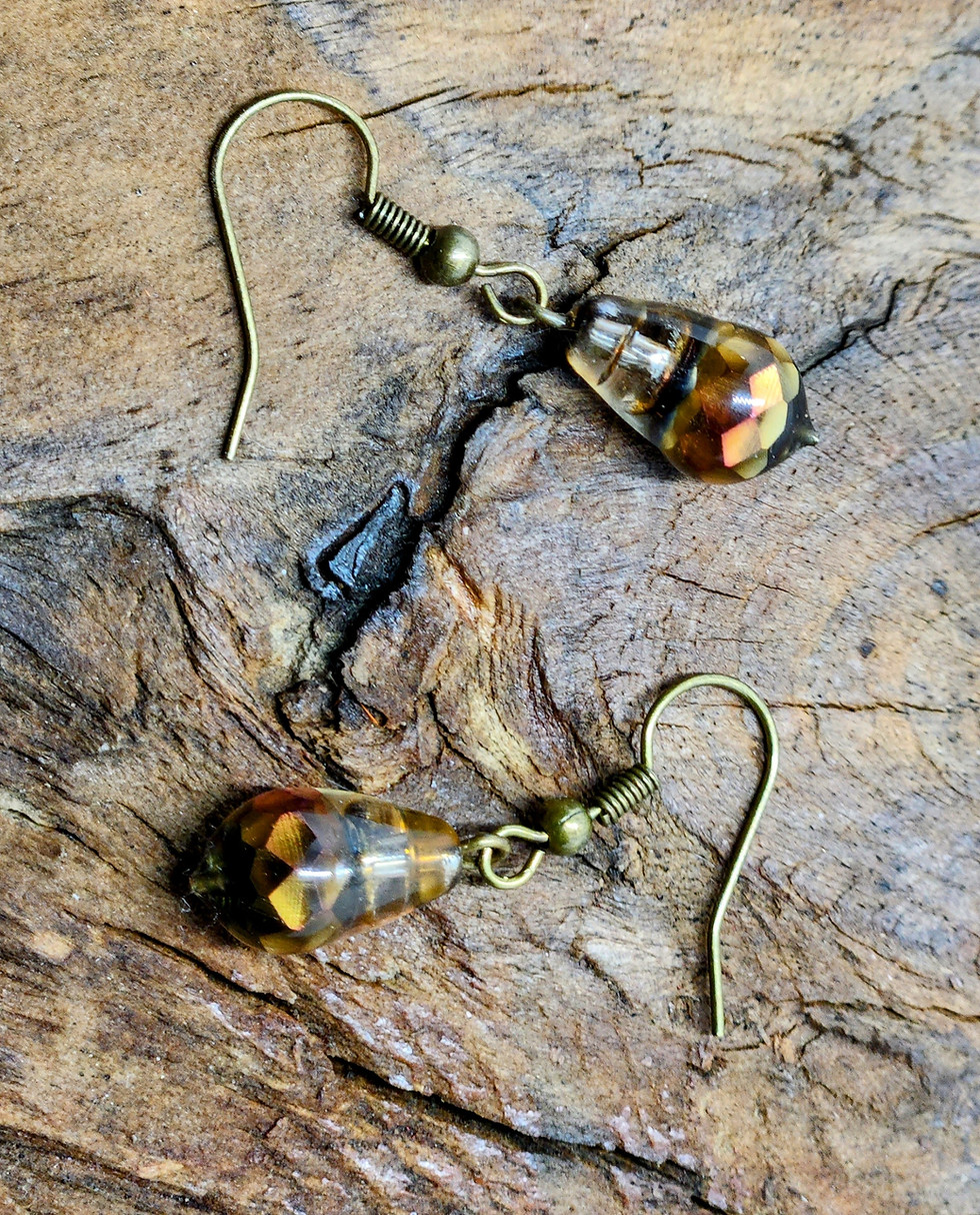 Thumbnail: Crystal Drop Earrings - Copper Gem