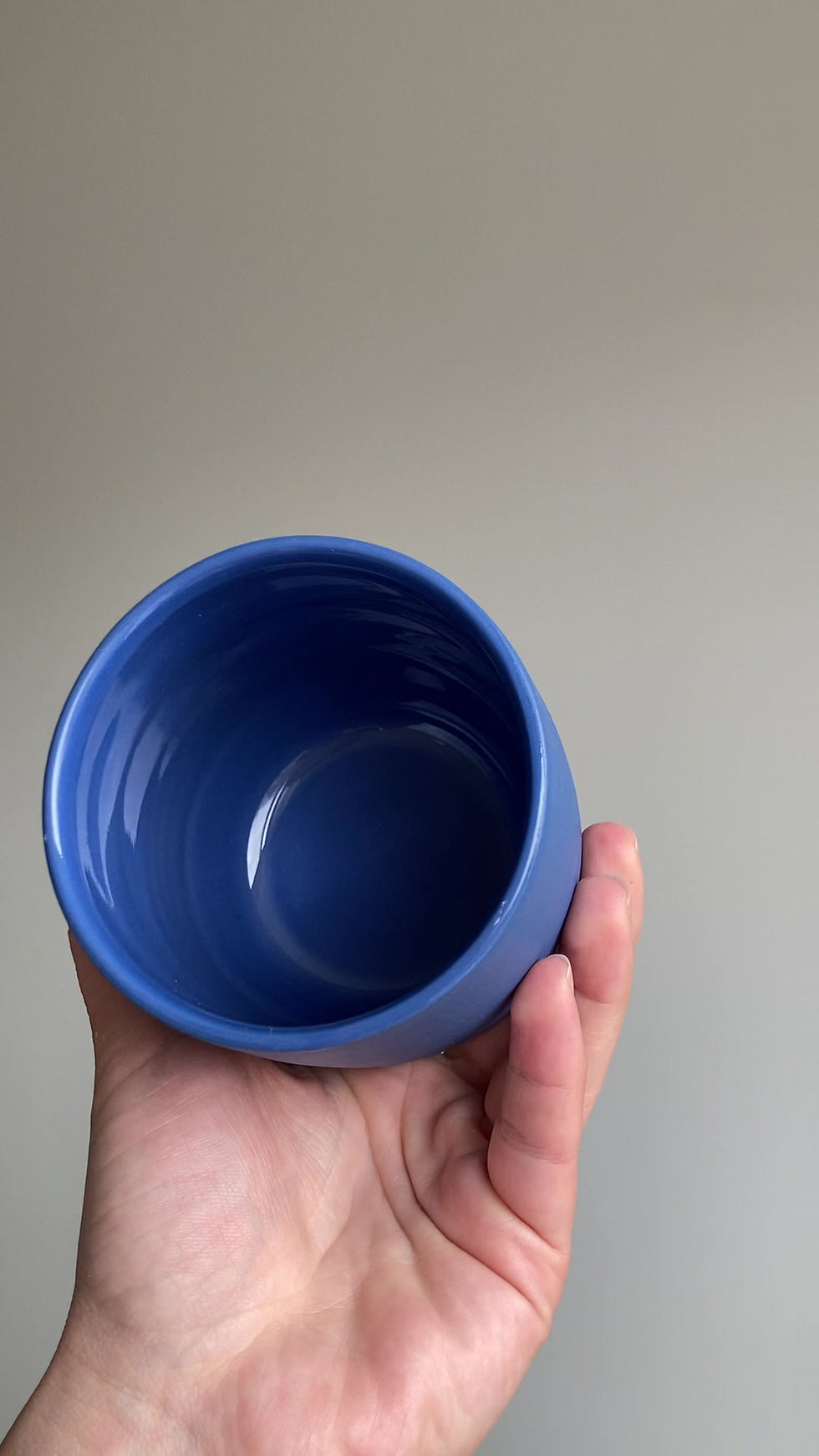 Прев'ю: Klein blue porcelain cup