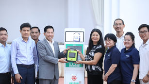 Vivest Powerbeat X3 AED Donation to CDC Cambodia