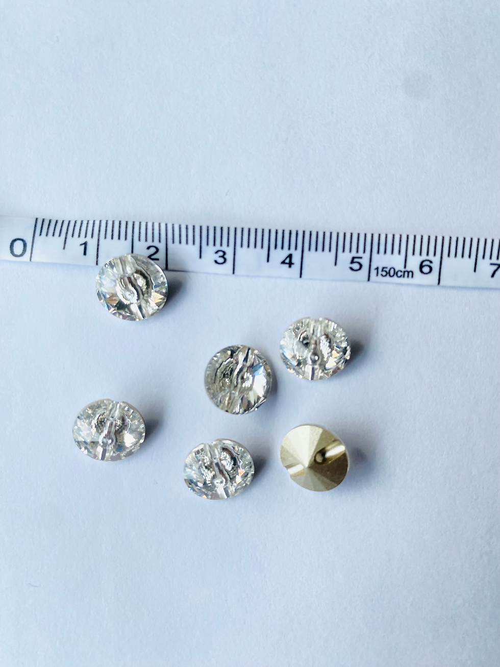 BPC3017. Pure Crystal. Button. 12 mm. Clear. Foiled