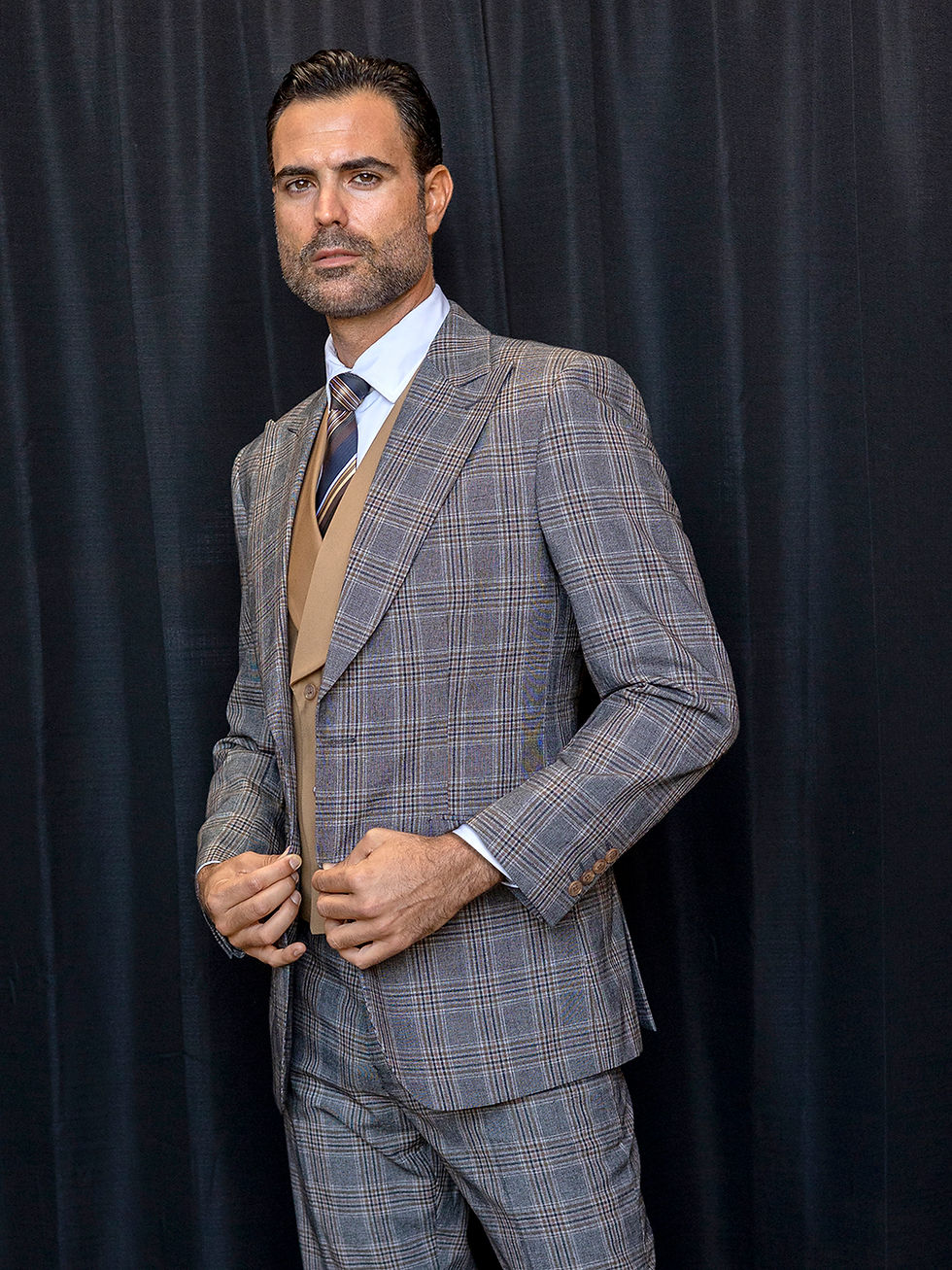 Thumbnail: PARIS-2 - MANZINI 3-PieceTailored-Fit Men's Plaid Business Suit