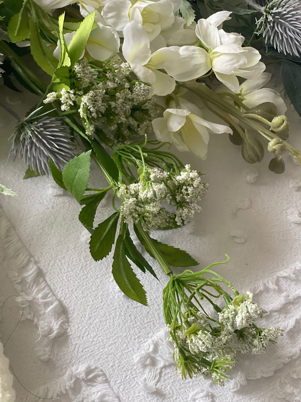 Thumbnail: Thistle Bouquet 