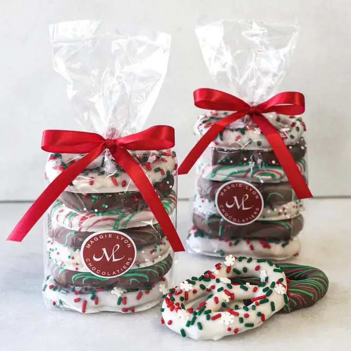7pc Milk and White Chocolate Covered Pretzels - Holiday Decorations