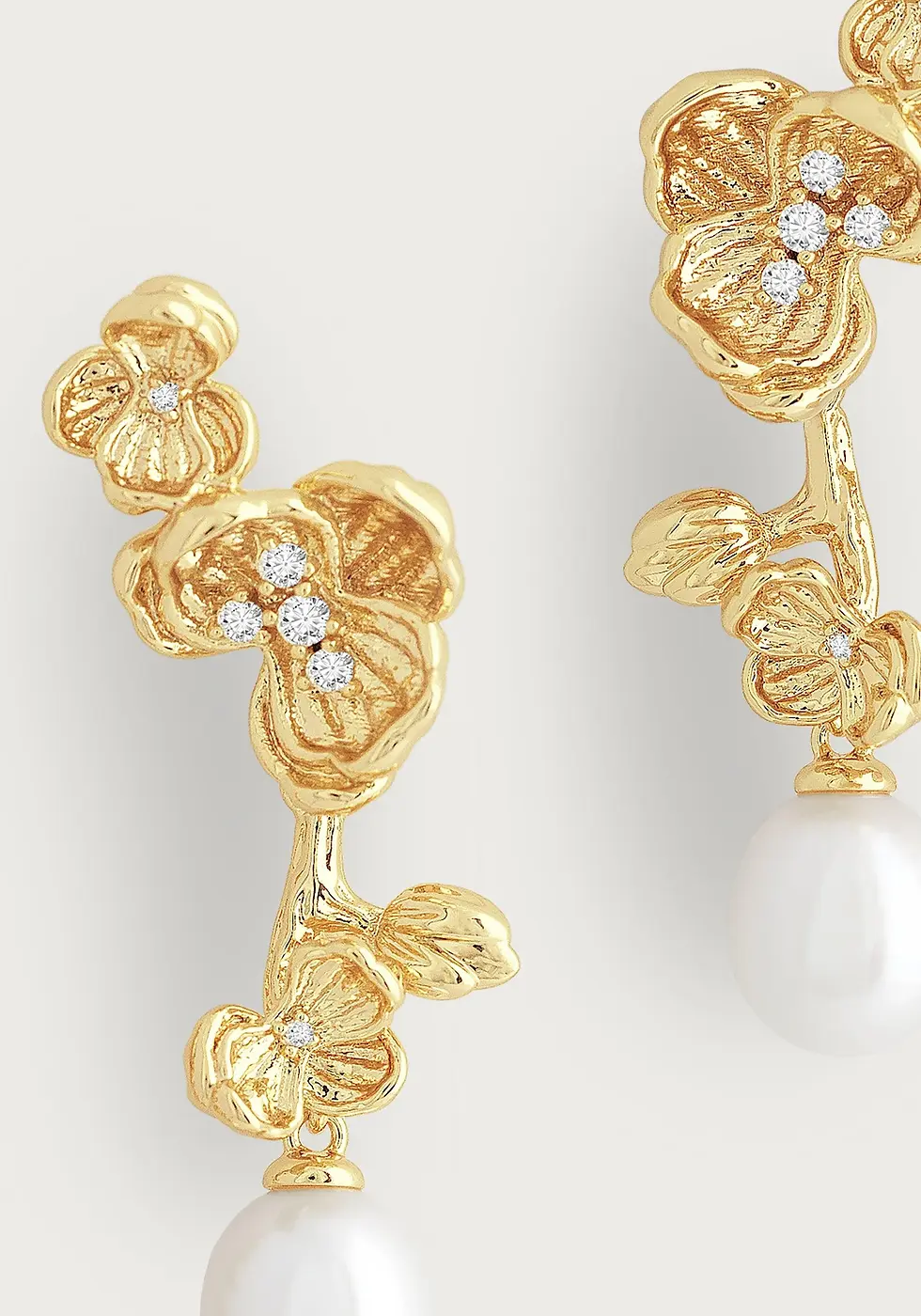 Thumbnail: Orchid With Pearl Drop Earrings