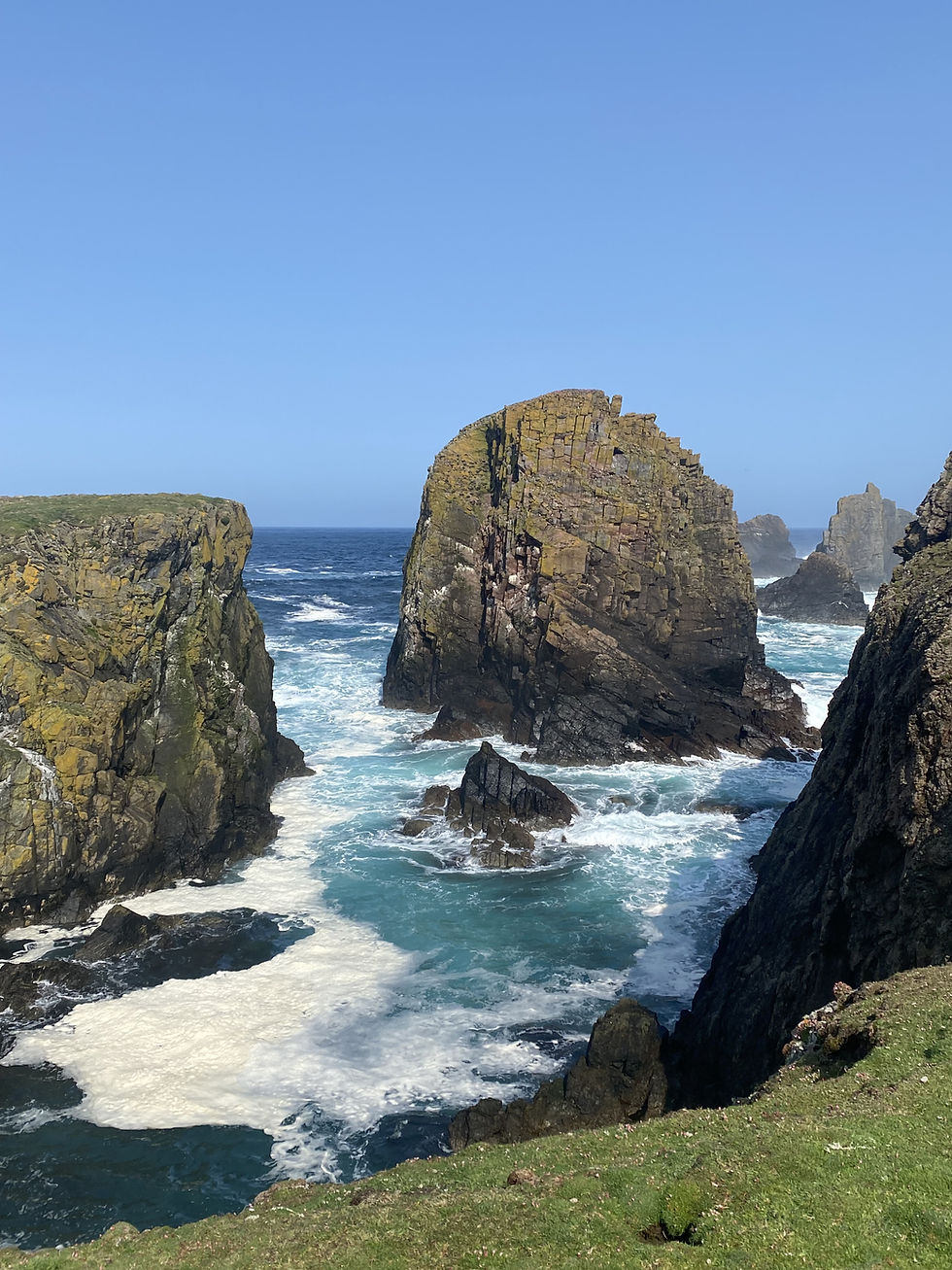Thumbnail: KNITTING REREAT ON FAIR ISLE