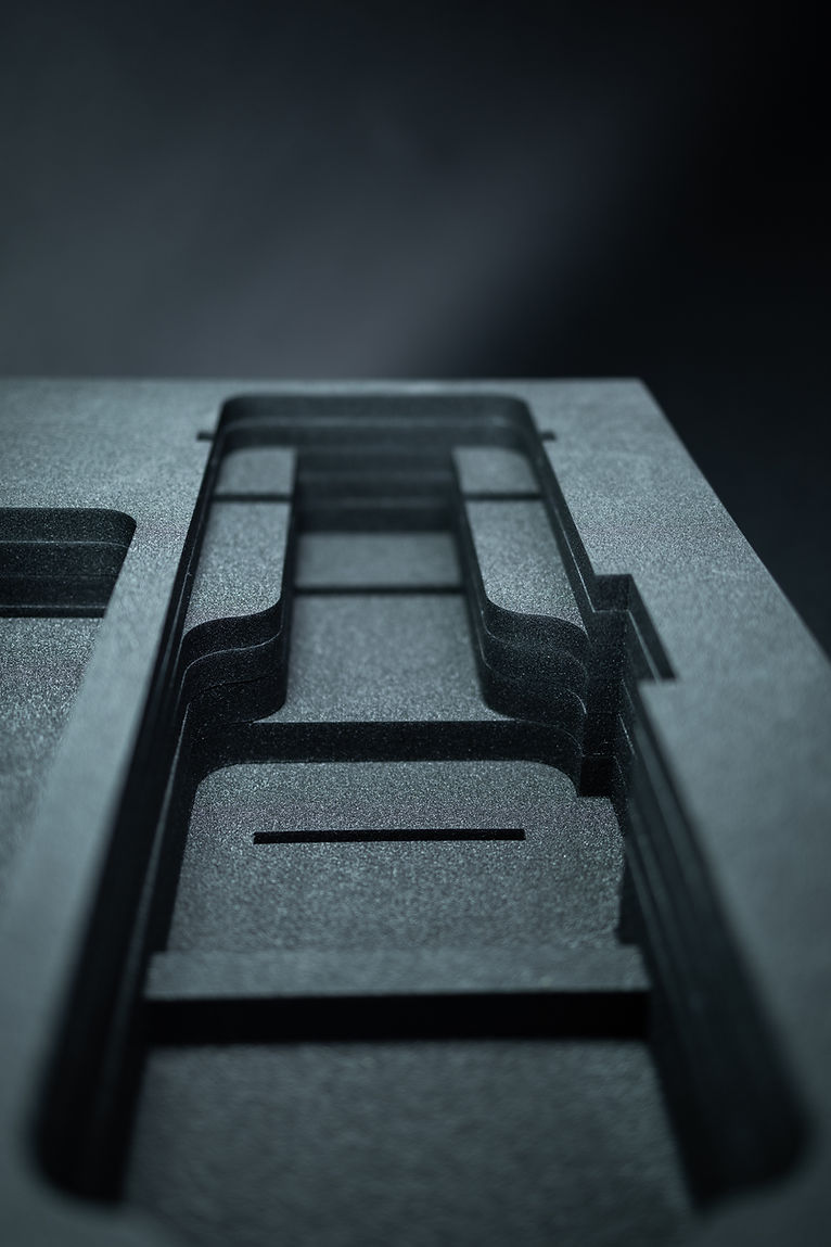 Schaumstoffeinlage für technische Geräte