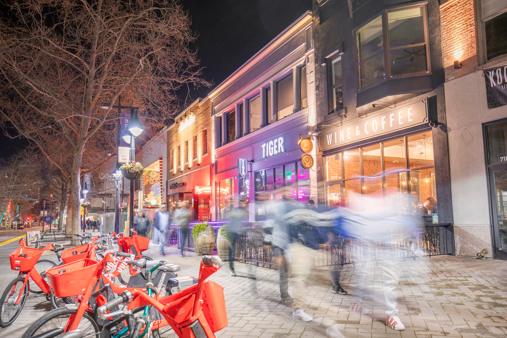 The Hardin Downtown Sacramento Apartments