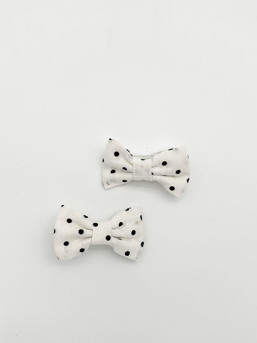 Thumbnail: Big Dot Bow