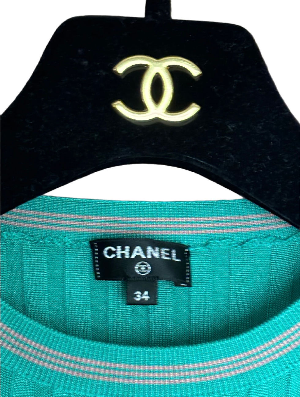 Thumbnail: Chanel knit shirt in light green and pink