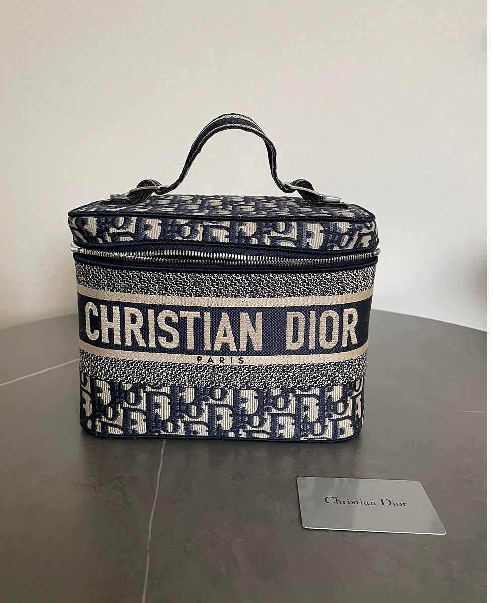 Thumbnail: Christian Dior Oblique Diortravel Vanity Case