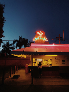 Image of Taylor's hot dogs in visalia
