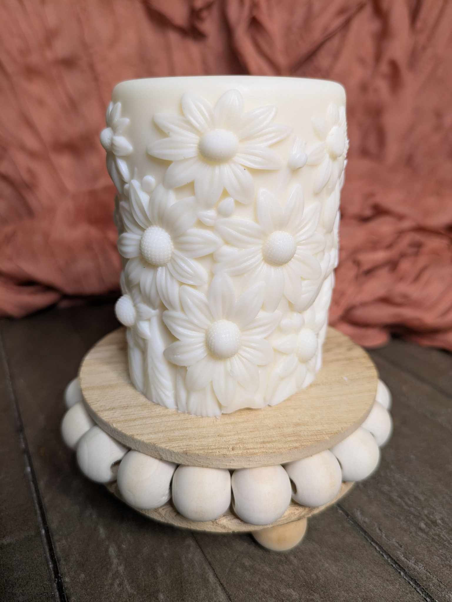 Daisy Tower Candle