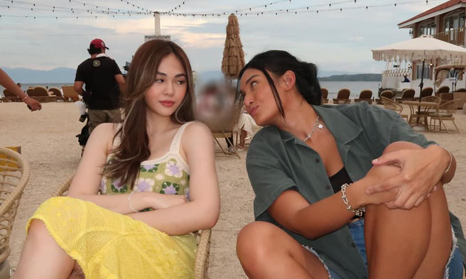Klea Pineda at Julia