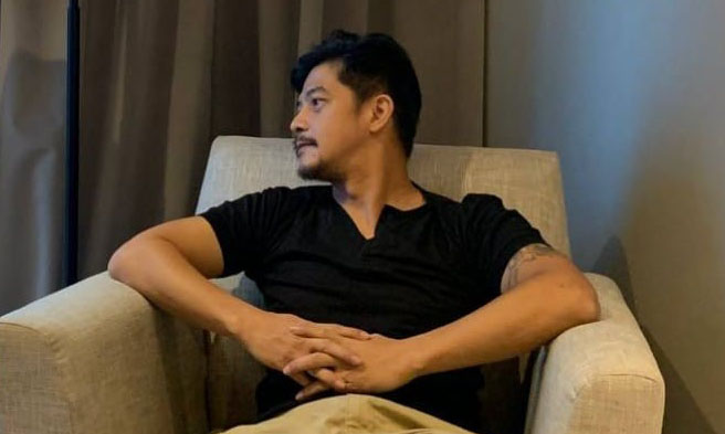 Romnick Sarmenta - FB