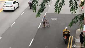 CNA 938 Live Radio - Are pedestrians on their phones leading to accidents?’ 