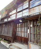 一水寮玄関