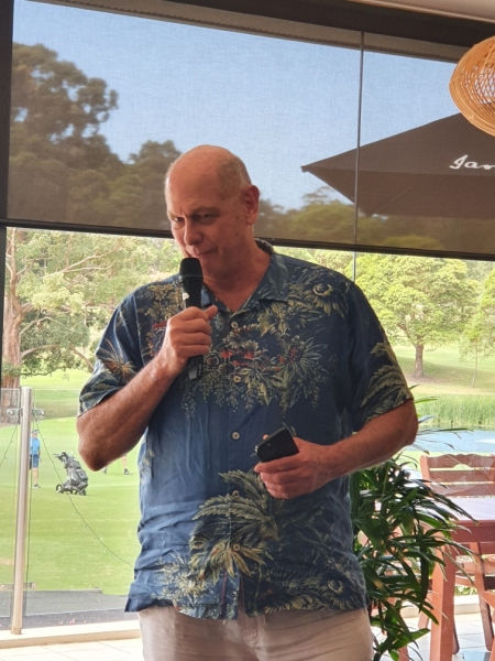Max-Uechtritz-welcomes-Dulciana-Somare-Brash-to-the-2022-PNGAA-Christmas-Lunch-
