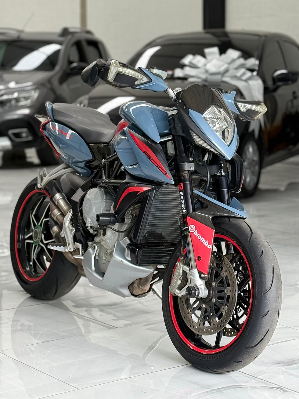 Miniatura: MV AUGUSTA RIVIALE 800 2014