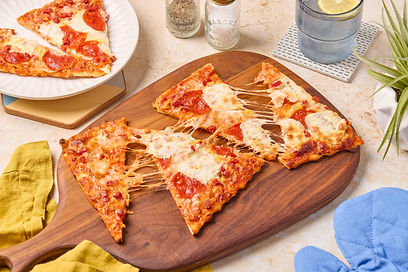555120_Pepperoni & Mozzarella Flatbread V2_extras4.jpg