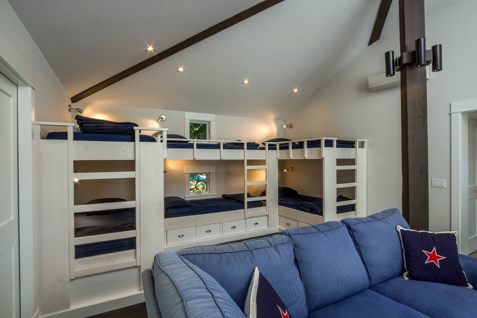Lemolo Point Cottage Bunkroom