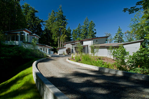 Discovery Bay Entry Drive