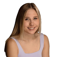Kaylee Headshot_edited.jpg