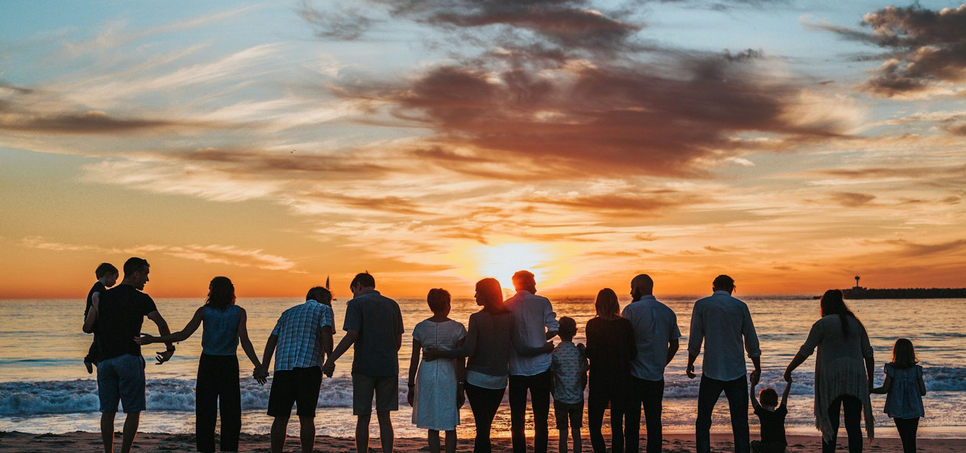 Família ao entardecer