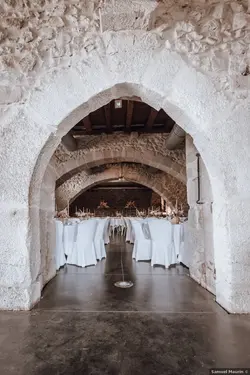 L'arche de la salle de réception