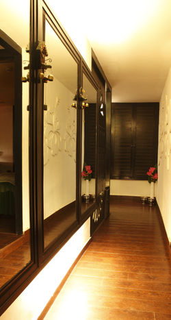 Mirrors and wall art for an Oriental spa