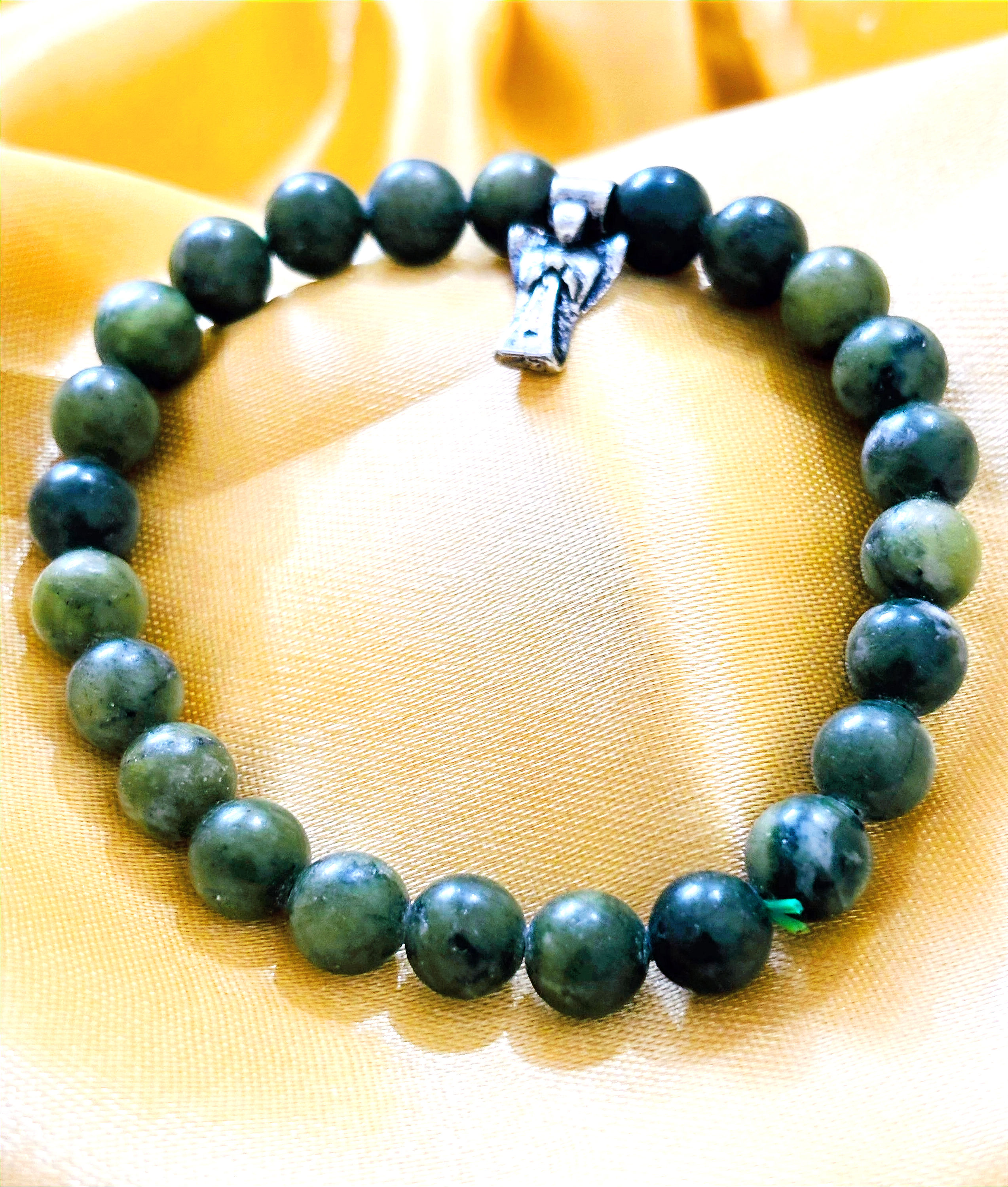 Green Jade Bracelet Size: 8mm
