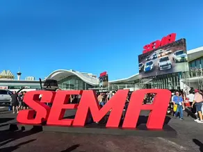 由香港街道到拉斯維加斯,美林今次真係威水畀全世界睇!🇺🇸🚗