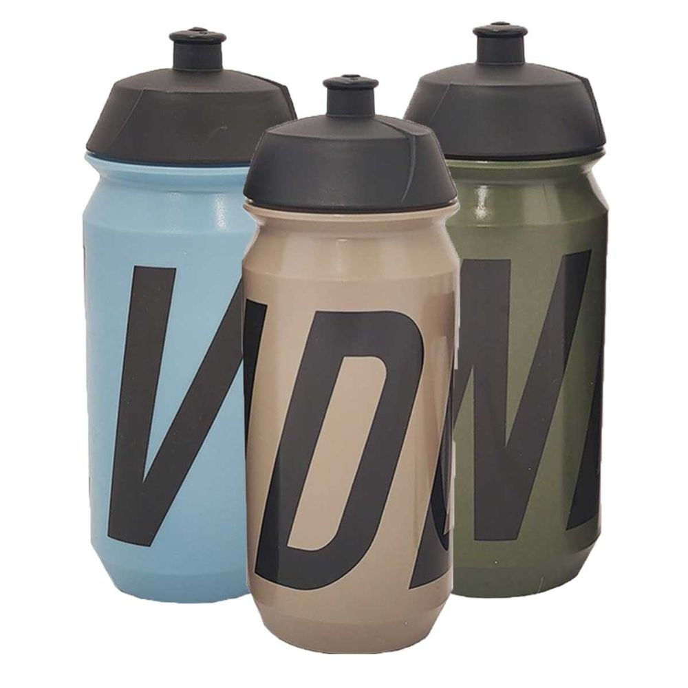 Vista frontal bidón marca the vandal 500 ml modelo niagara